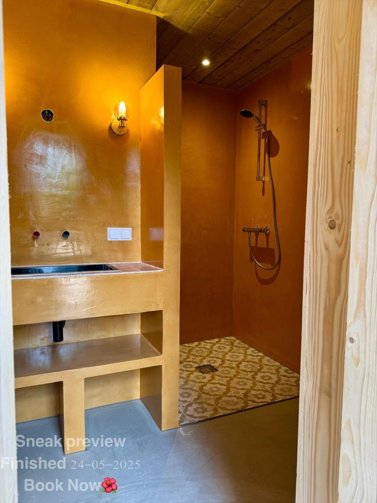 In De Aap - Appartementen & Guesthouse Берген Екстериор снимка